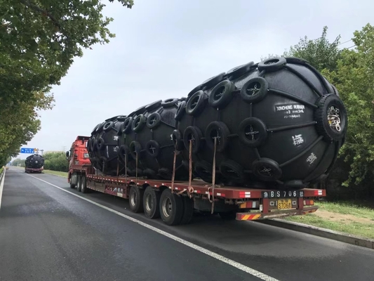 15KN/m Ενισχυμένο πλωτό φεντερ από PVC για εφαρμογή από πλοίο σε προβλήτα