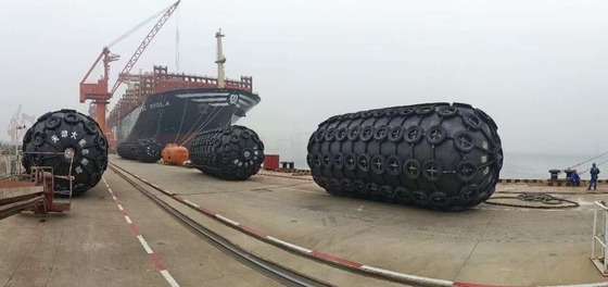 Μαύρο καουτσούκ Yokohama Marine Fender
