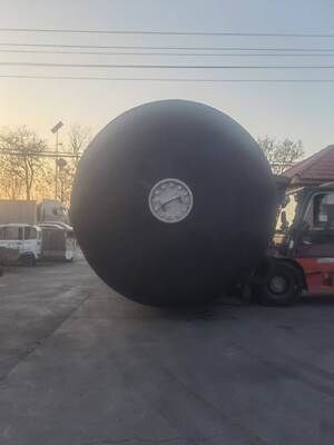 Αποφυγή σύγκρουσης Φούσκα γεμάτη Fender Σκληρή δομή EVA Κατάλληλη για τα λιμάνια, τις μαρίνες και τους βιομηχανικούς σταθμούς αγκυροβολίας