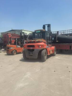 Workboat Tug Boat Fenders Built With Mould And Extrution Techniques Compliant With International Standards Ensuring And Longevity