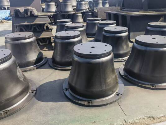 Πιστοποιημένο από την CCS Κωνικό ελαστικό φεντερ Εγκριθείσα από την SGS Αειφόρος εξοπλισμός προστασίας ναυπηγικής αποβάθρας για εφαρμογές λιμάνισης και αγκυροβολίας πλοίων