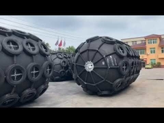 Ship Docking 2.5m Diameter Pneumatic Rubber Fender With Chain And Tyres